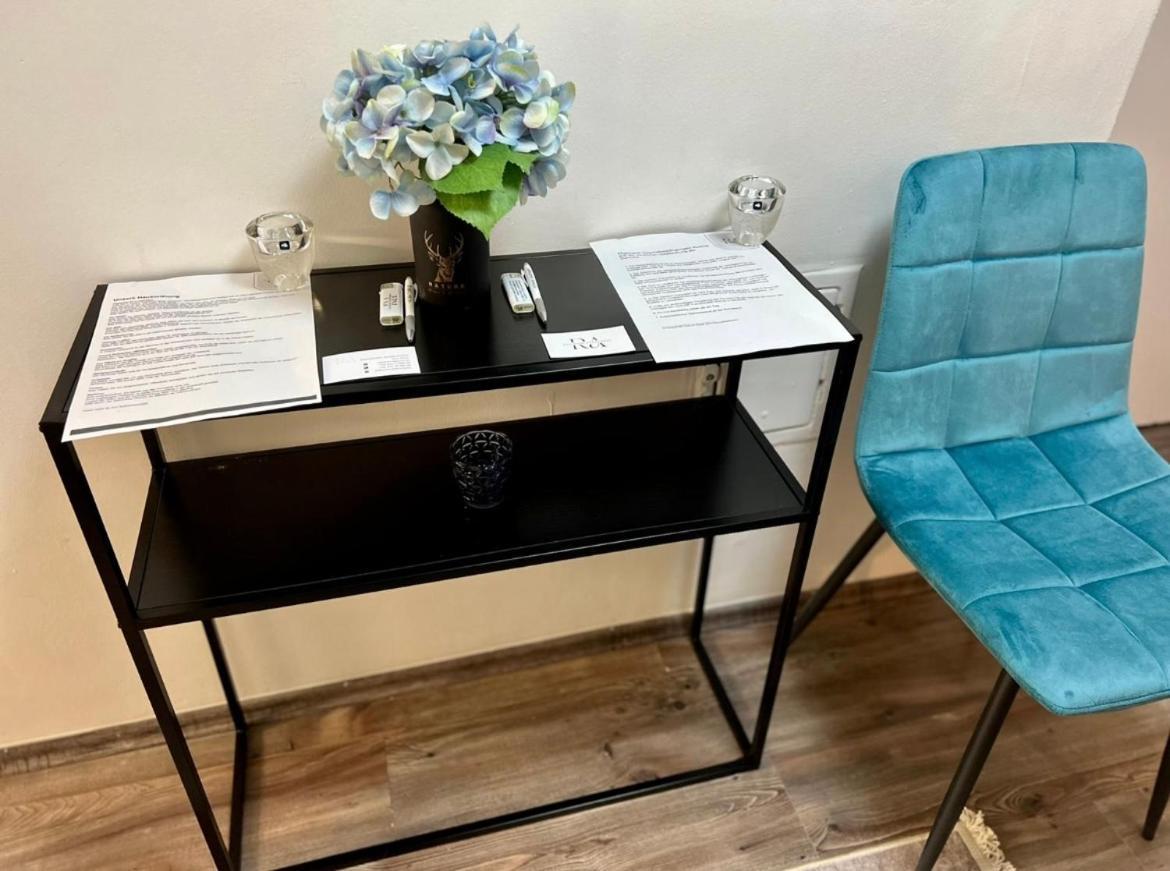 Roomino Apartment Wina Bagian luar foto